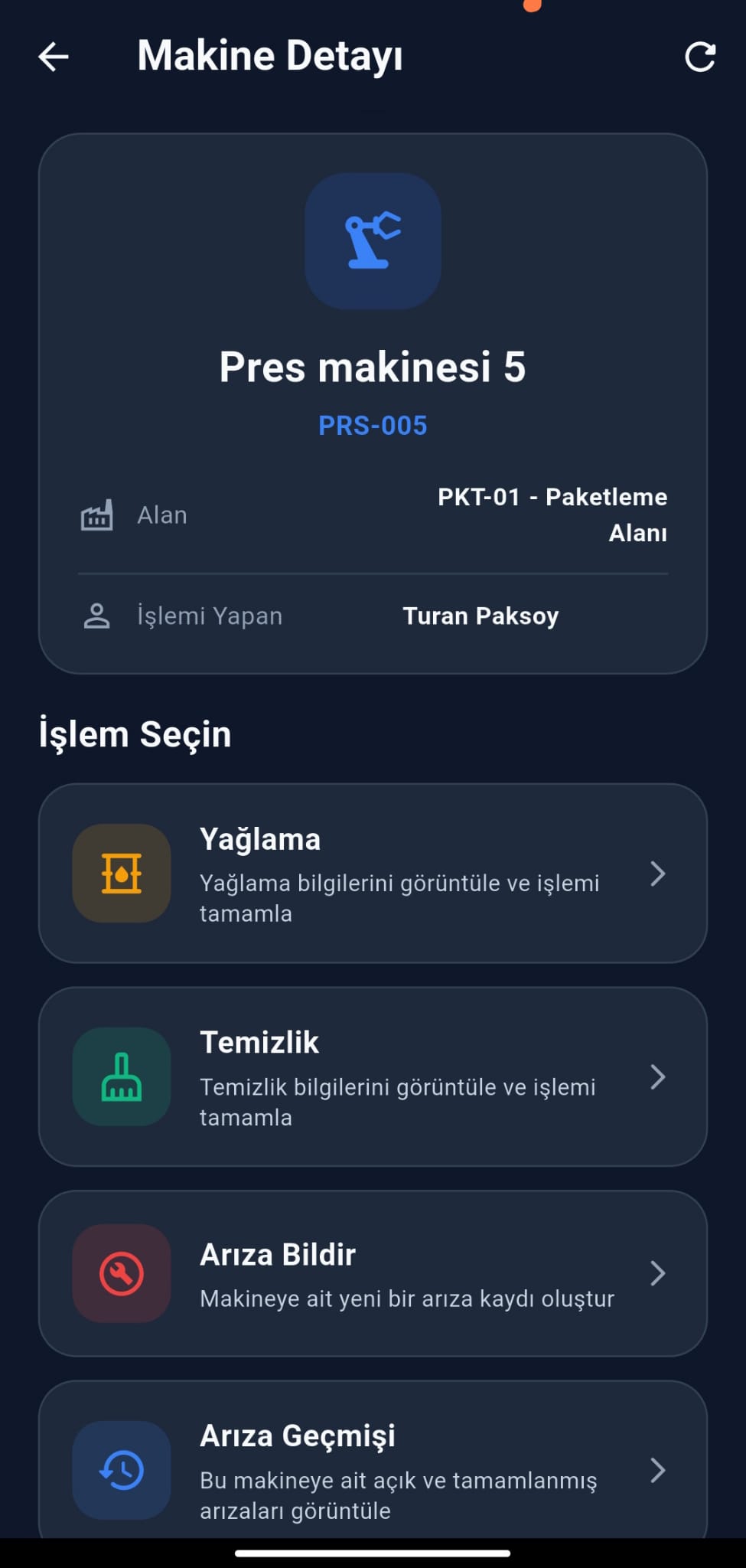Lean Optimizer TPM mobil makine detayı ekranı